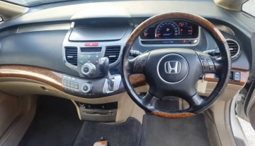 19-06-20026-2005-honda-oddessy-automatic-011.webp